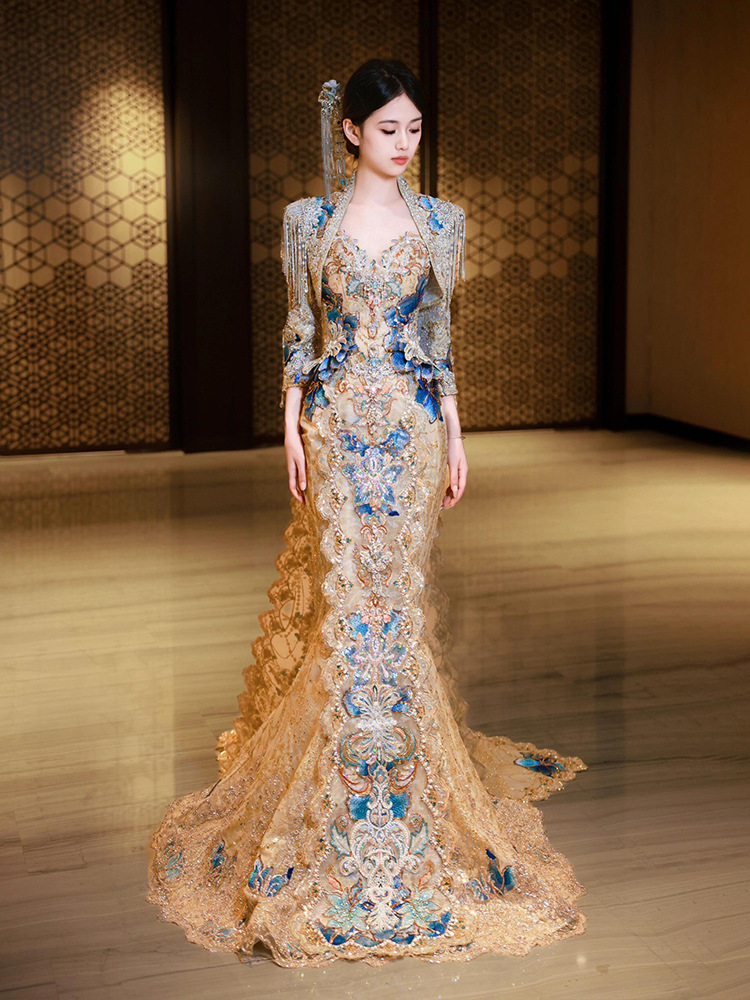 婺源县香槟金蓝秀禾服婚服2025新款重工拖尾新娘婚礼敬酒服中式嫁衣冬款